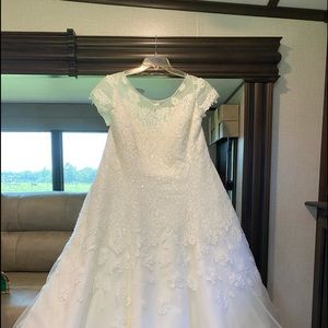 Wedding dress
